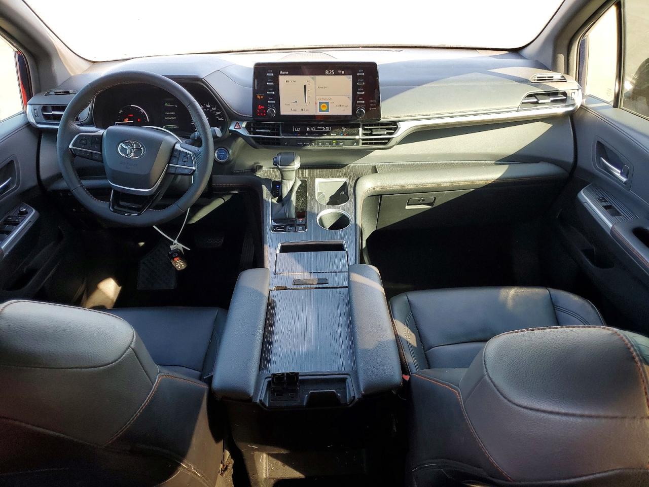 2022 TOYOTA SIENNA