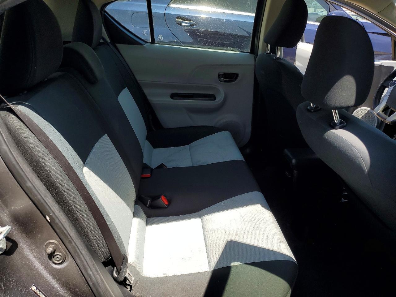 2014 TOYOTA PRIUS