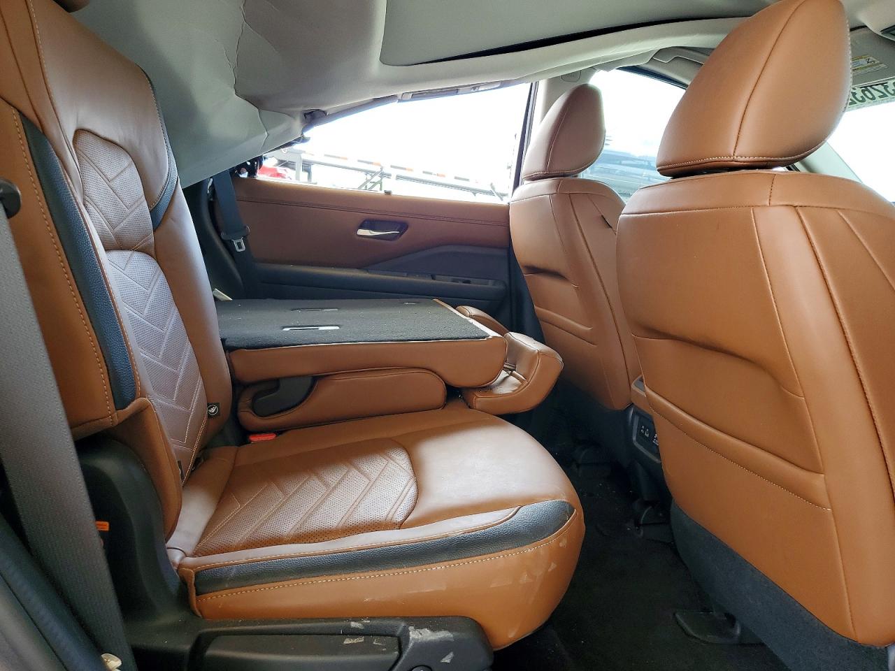 2022 NISSAN PATHFINDER