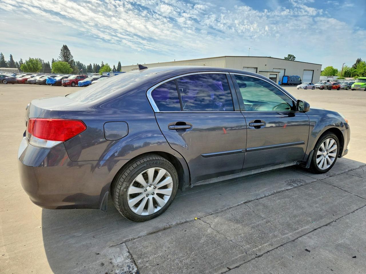 2011 SUBARU LEGACY