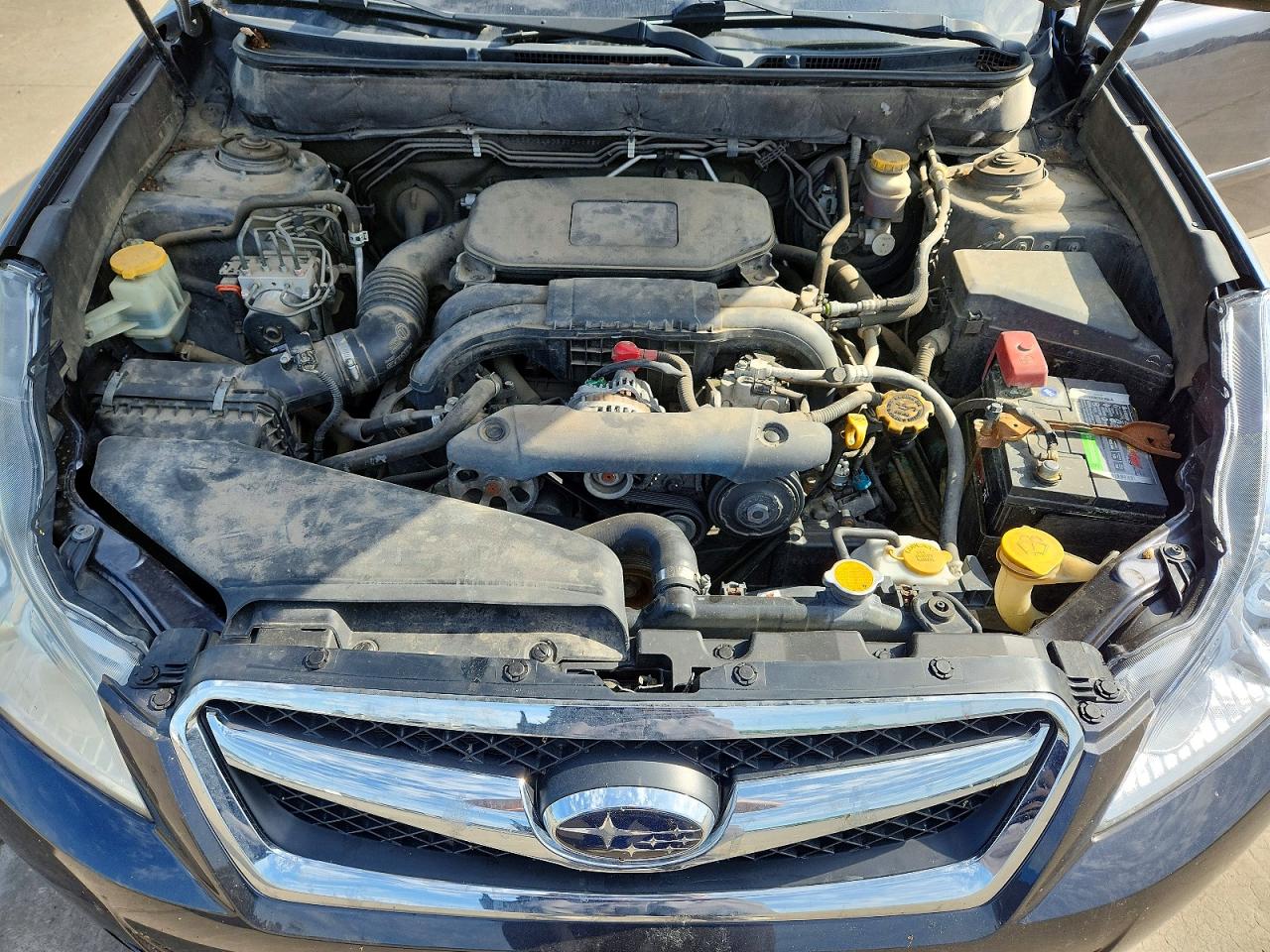 2011 SUBARU LEGACY