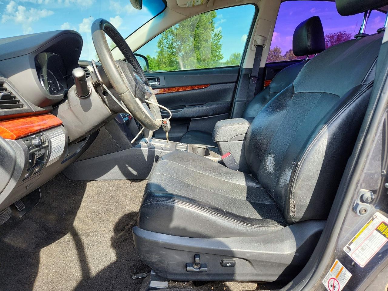 2011 SUBARU LEGACY