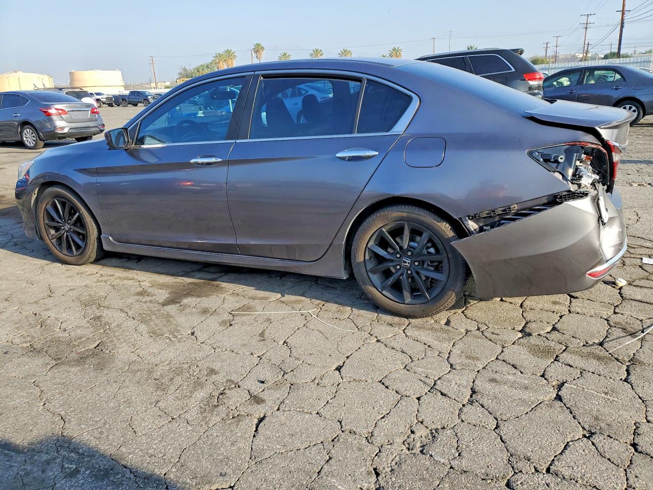 2016 HONDA ACCORD