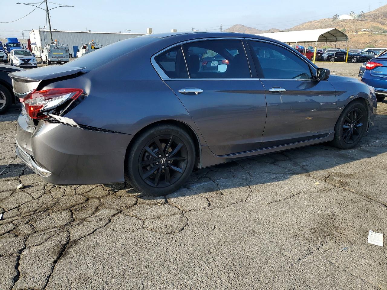 2016 HONDA ACCORD