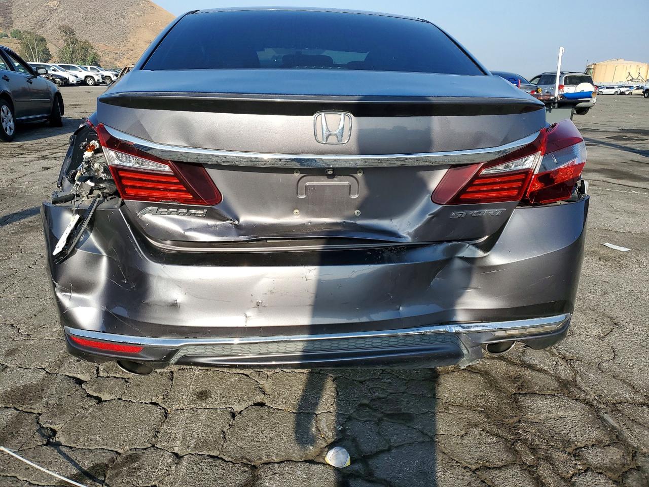 2016 HONDA ACCORD