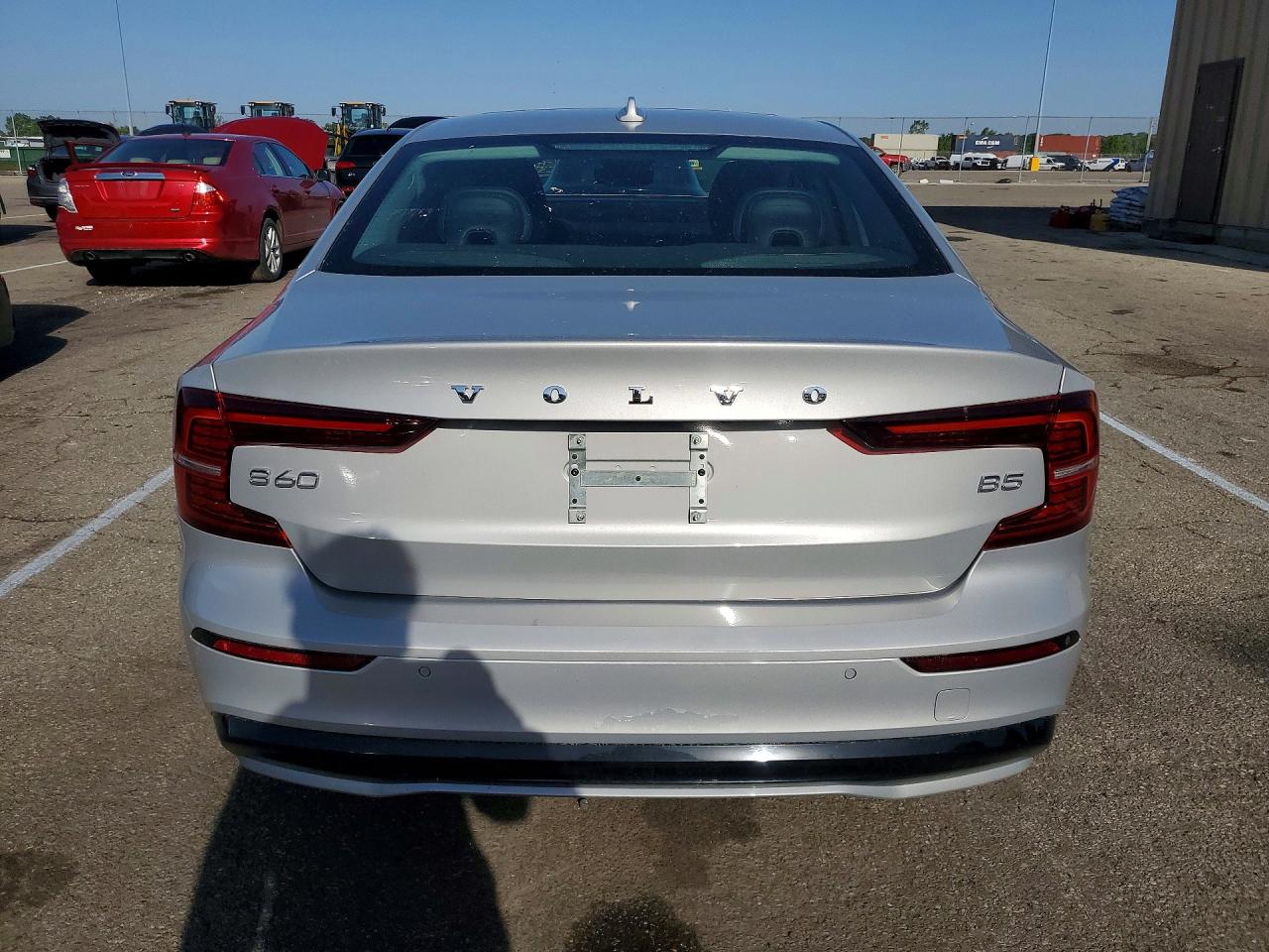 2024 VOLVO S60