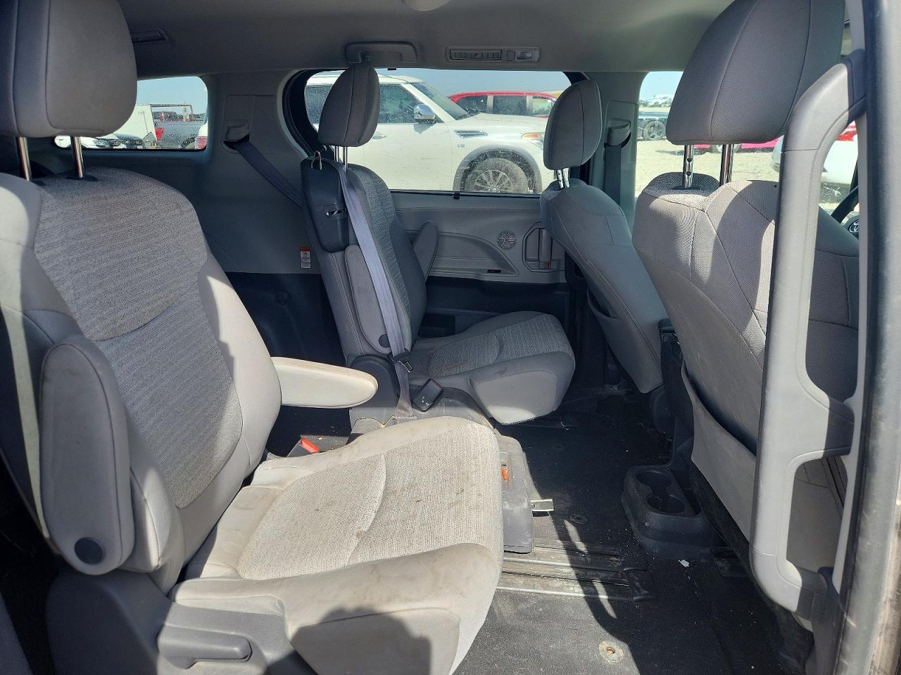 2021 TOYOTA SIENNA