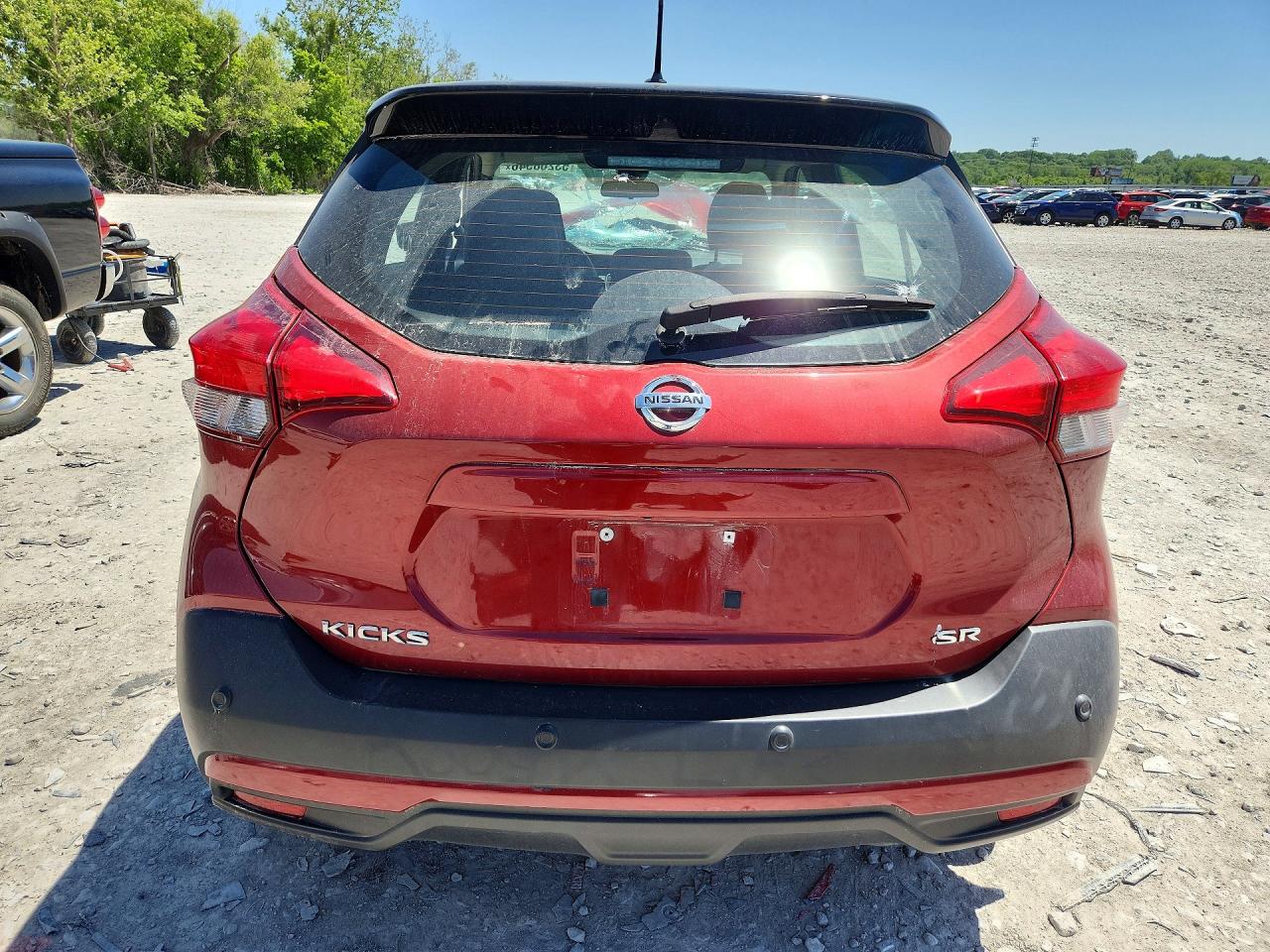 2020 NISSAN KICKS