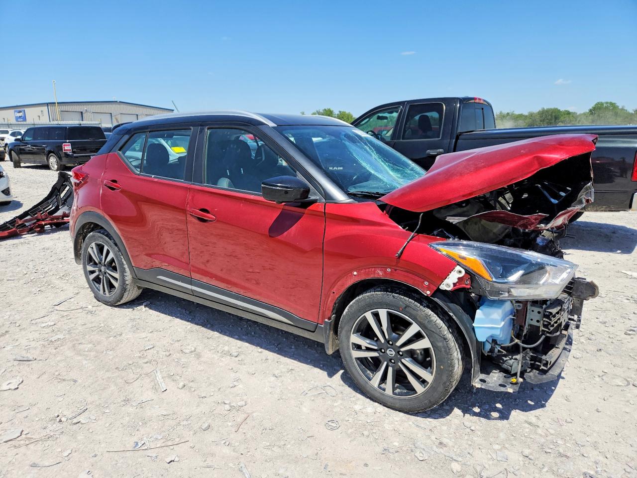 2020 NISSAN KICKS