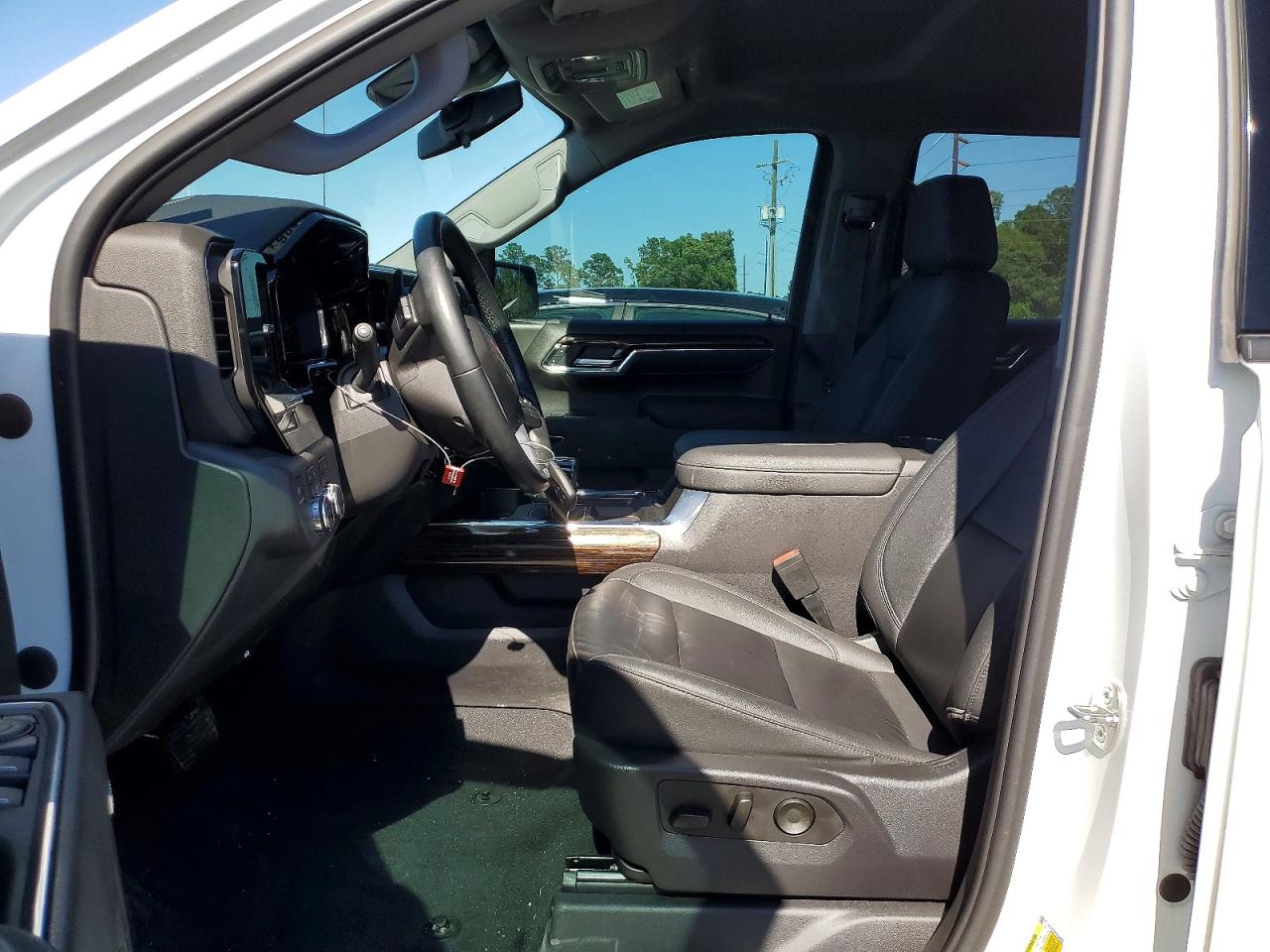 2024 GMC SIERRA