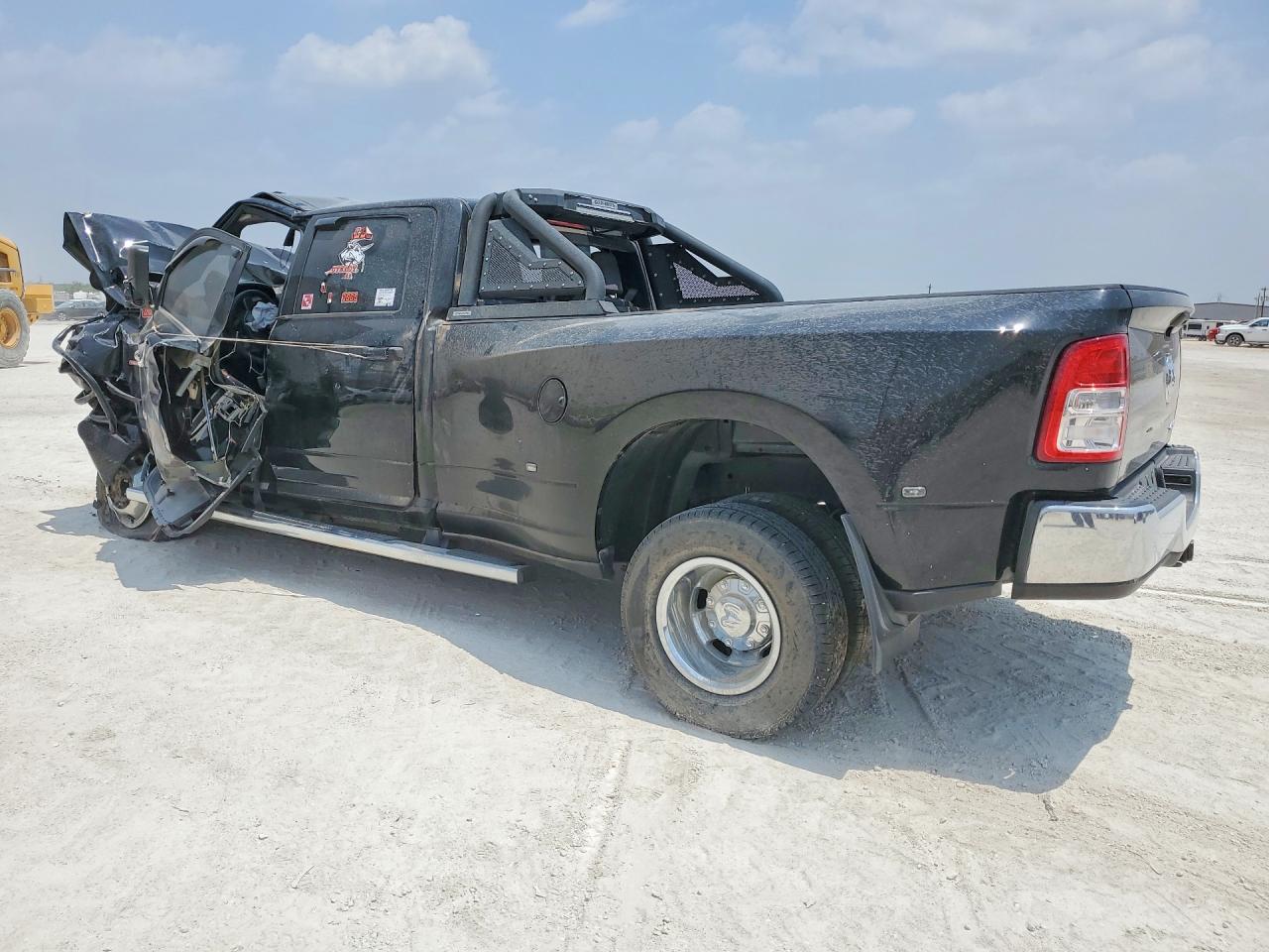 2022 RAM 3500