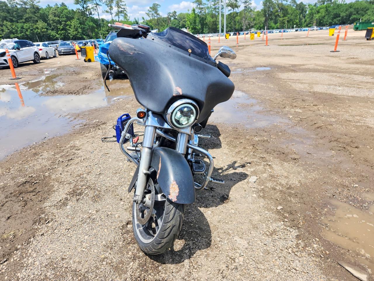 2011 HARLEY-DAVIDSON FL