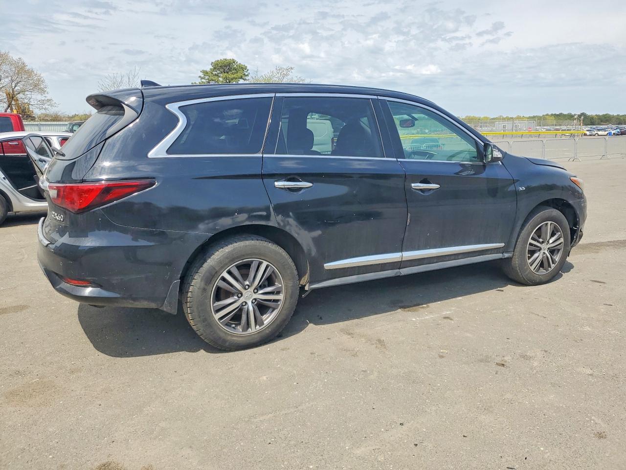 2017 INFINITI QX60