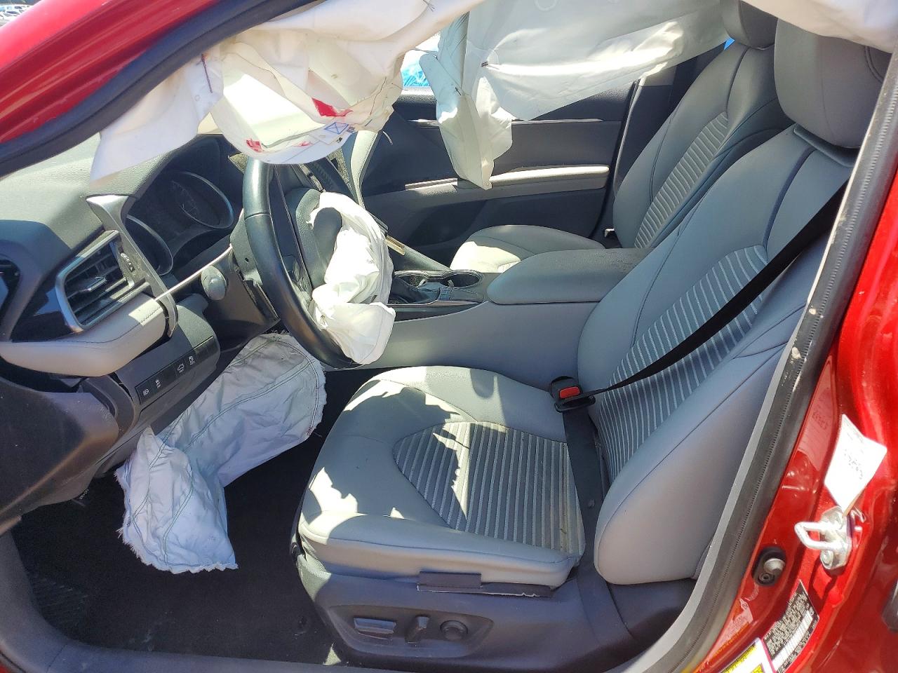 2022 TOYOTA CAMRY