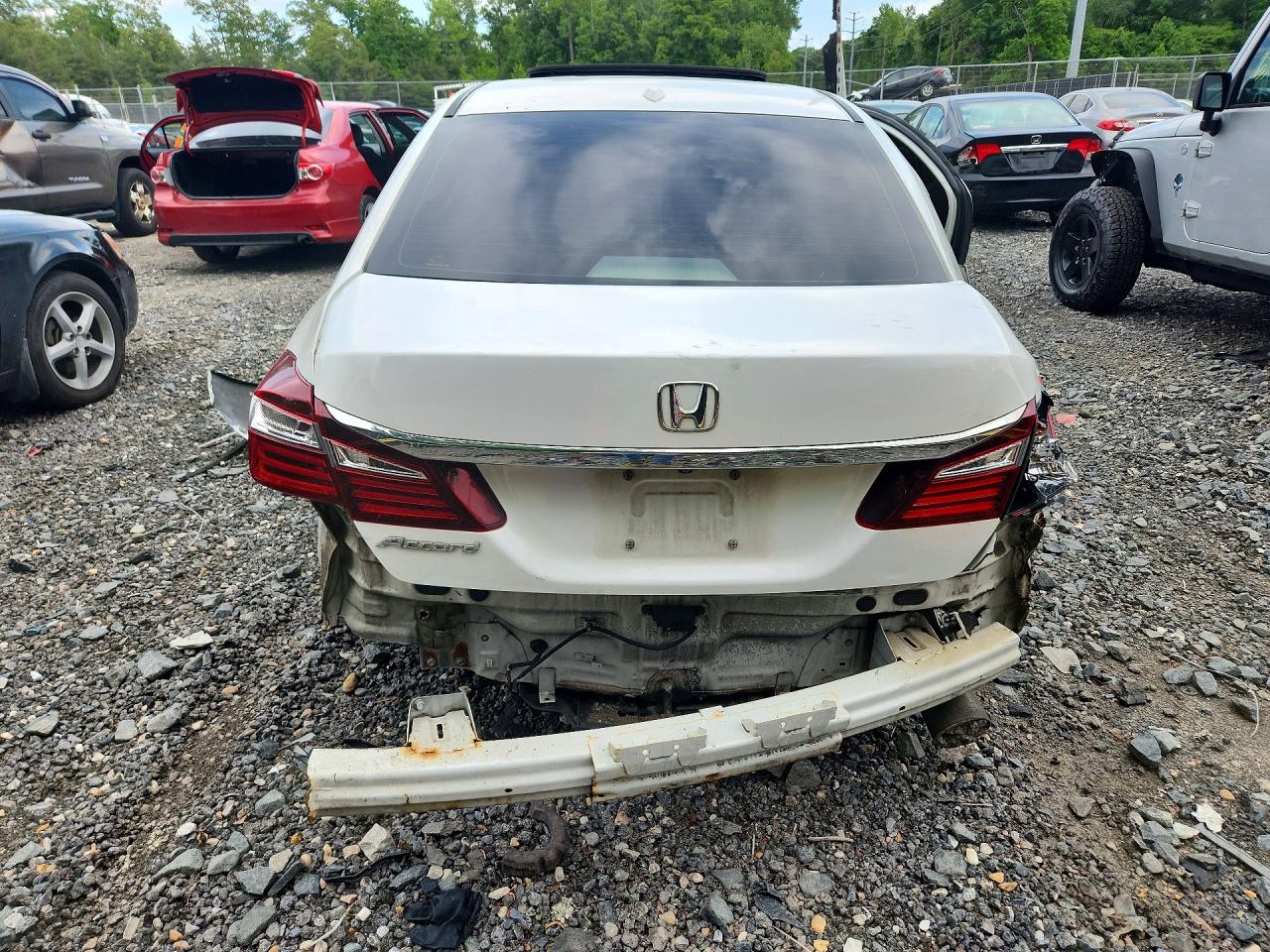 2017 HONDA ACCORD