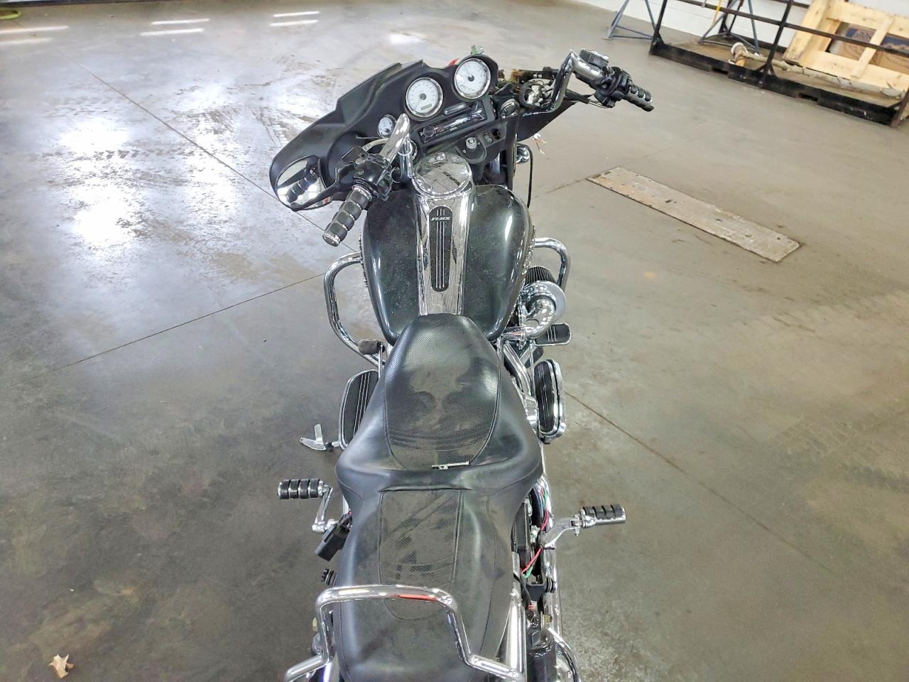 2006 HARLEY DAVIDSON FL