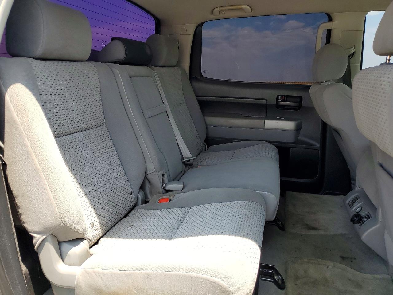 2009 TOYOTA TUNDRA