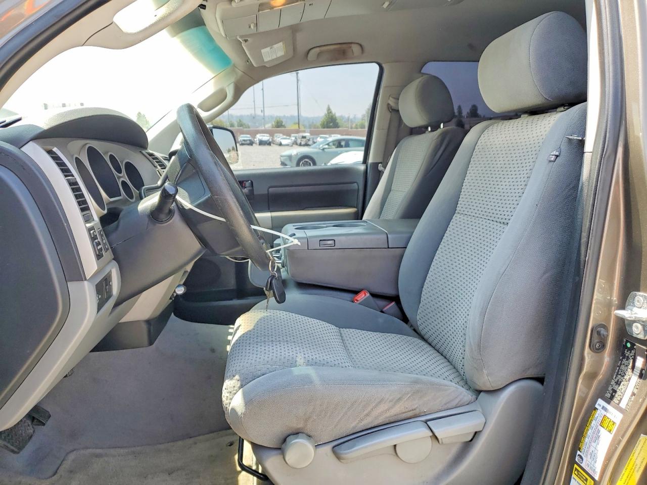 2009 TOYOTA TUNDRA
