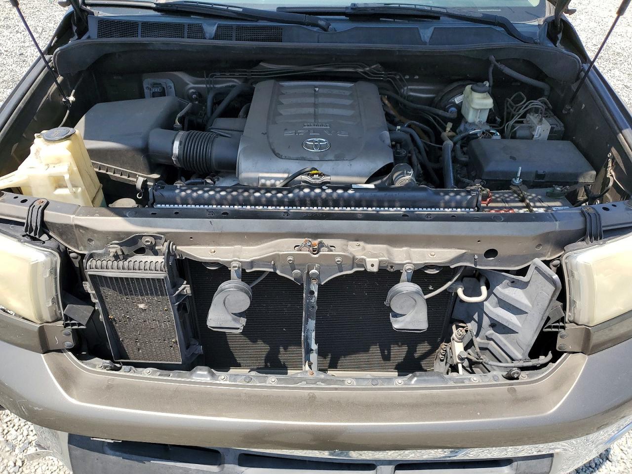 2009 TOYOTA TUNDRA