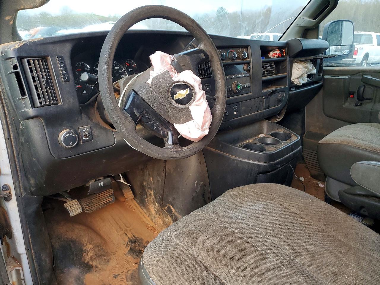2016 CHEVROLET EXPRESS