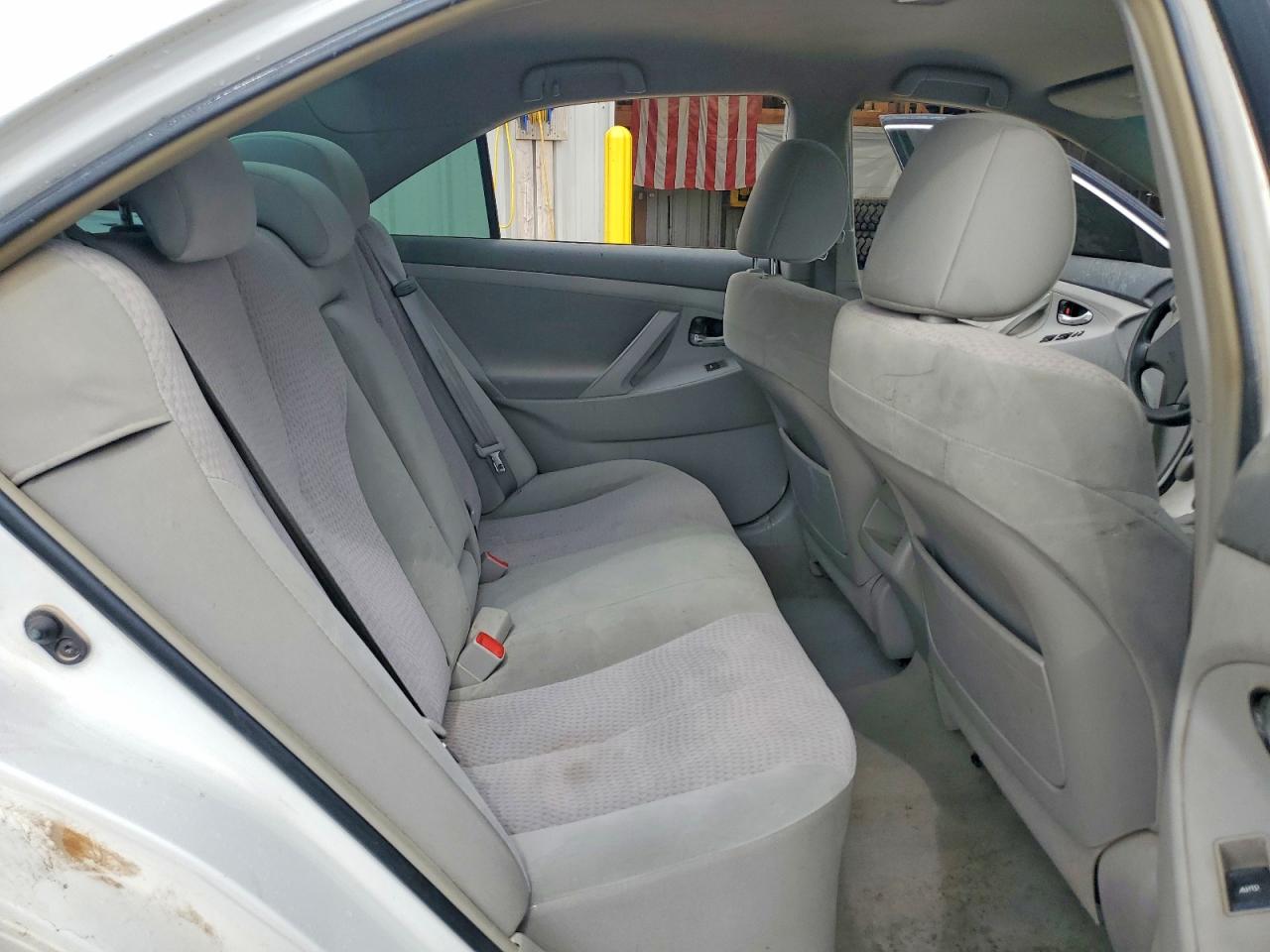 2011 TOYOTA CAMRY