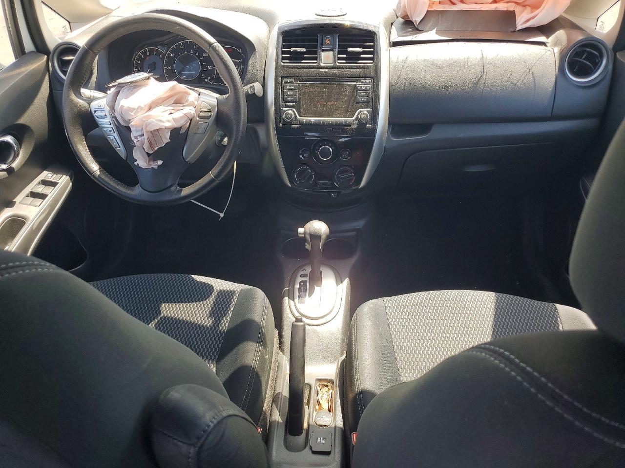 2016 NISSAN VERSA