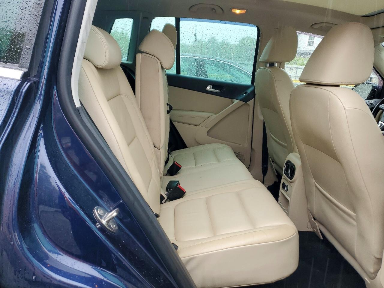2015 VOLKSWAGEN TIGUAN