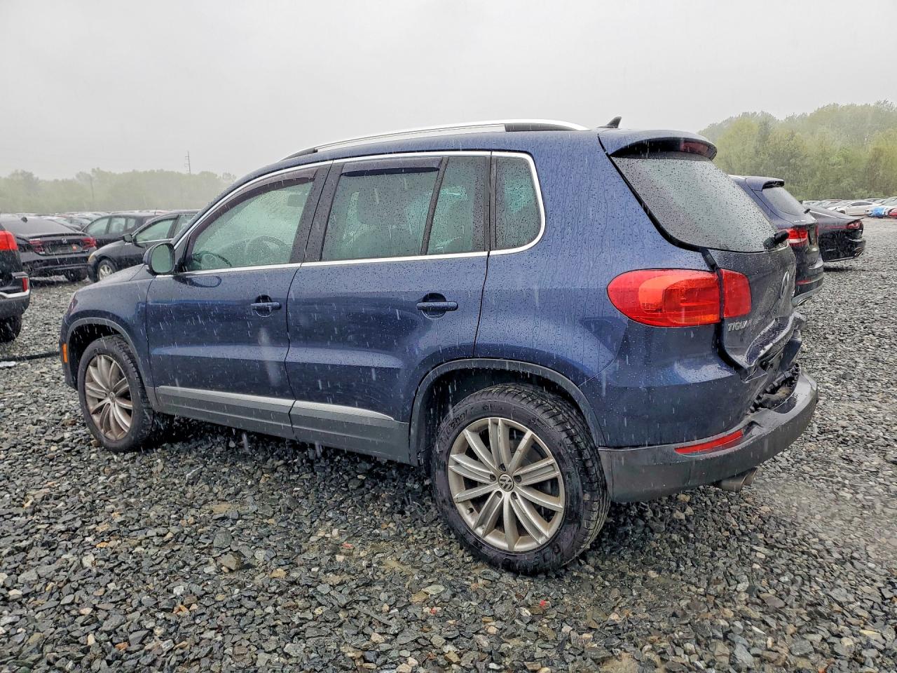 2015 VOLKSWAGEN TIGUAN