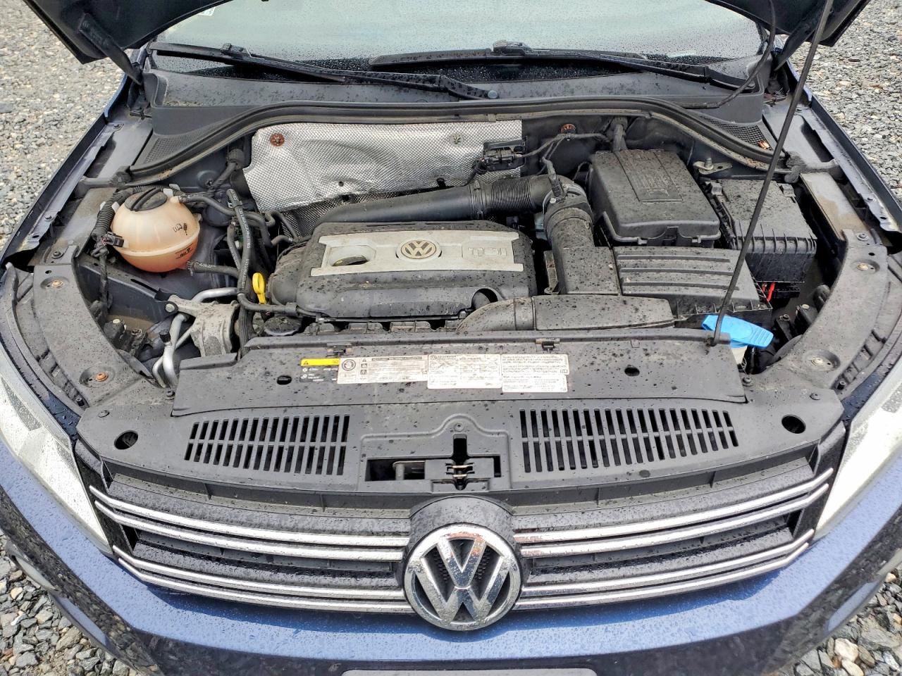 2015 VOLKSWAGEN TIGUAN
