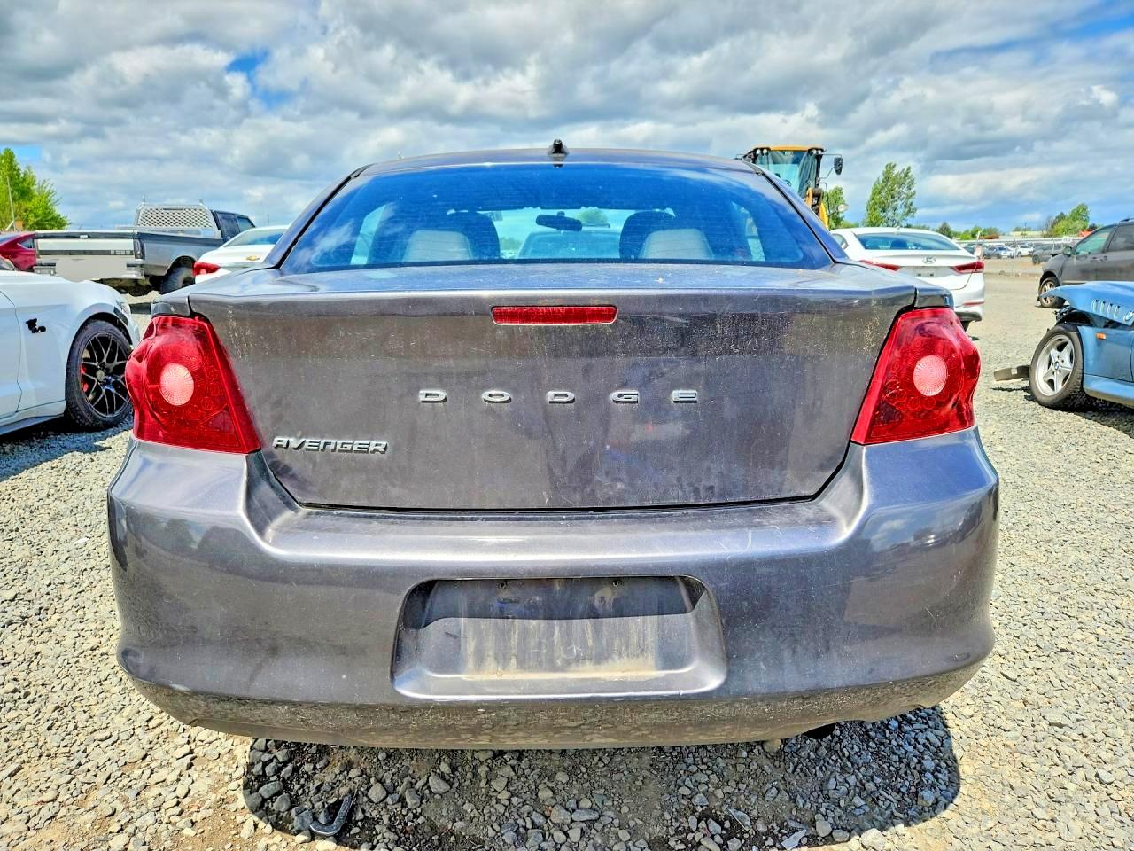 2014 DODGE AVENGER