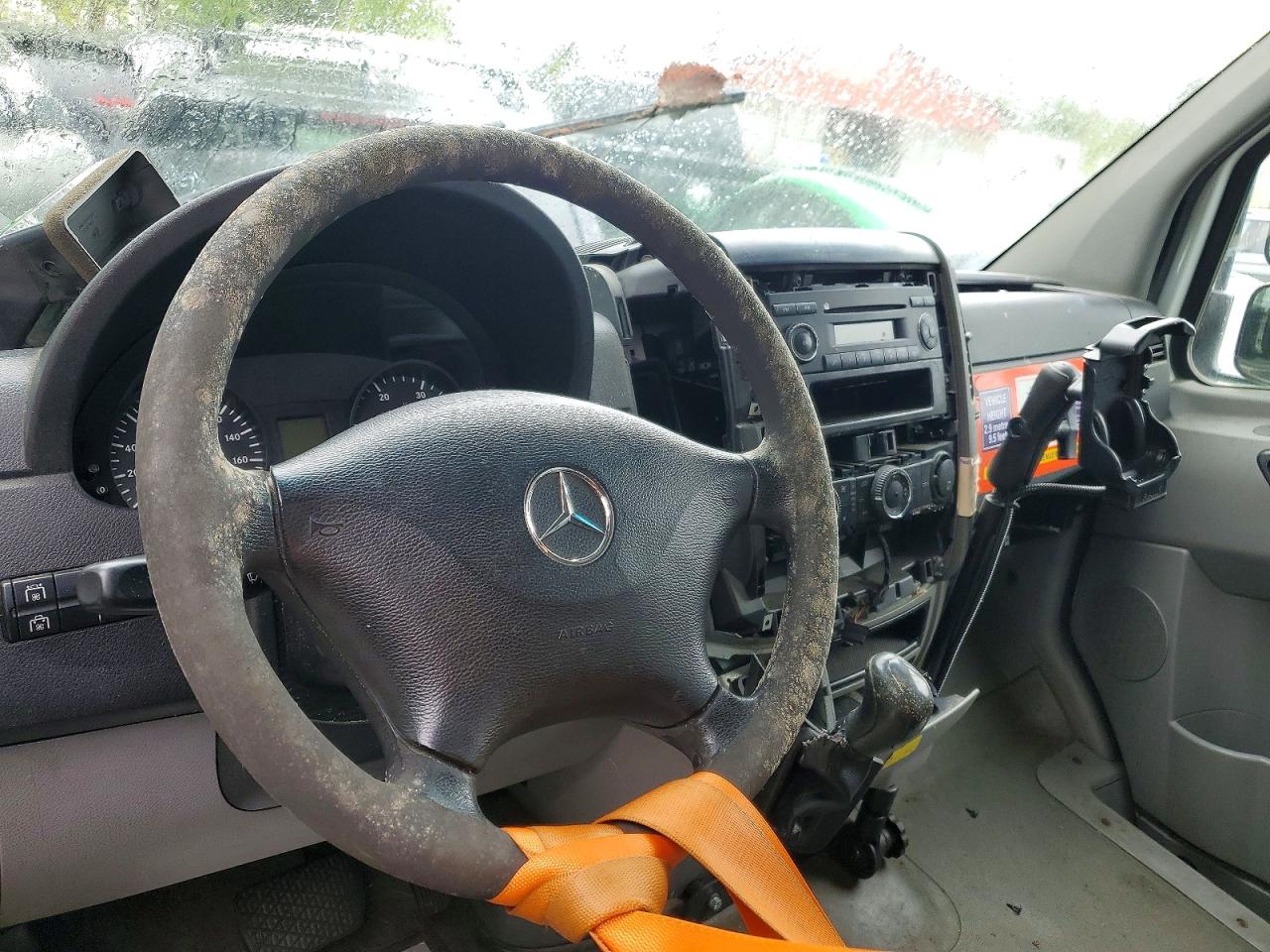 2010 MERCEDES-BENZ SPRINTER