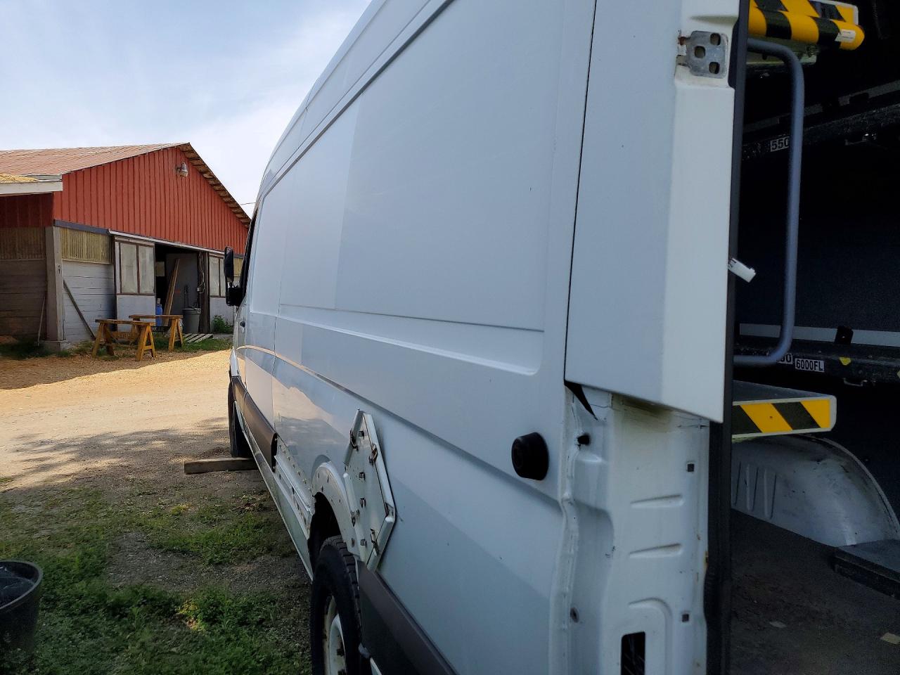2010 MERCEDES-BENZ SPRINTER