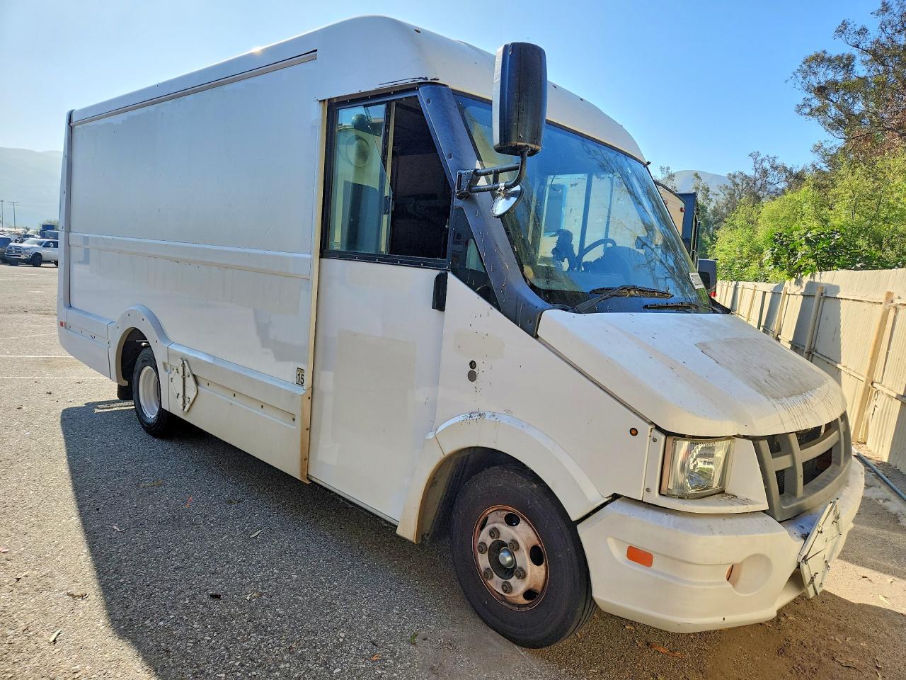 2016 ISUZU NPR