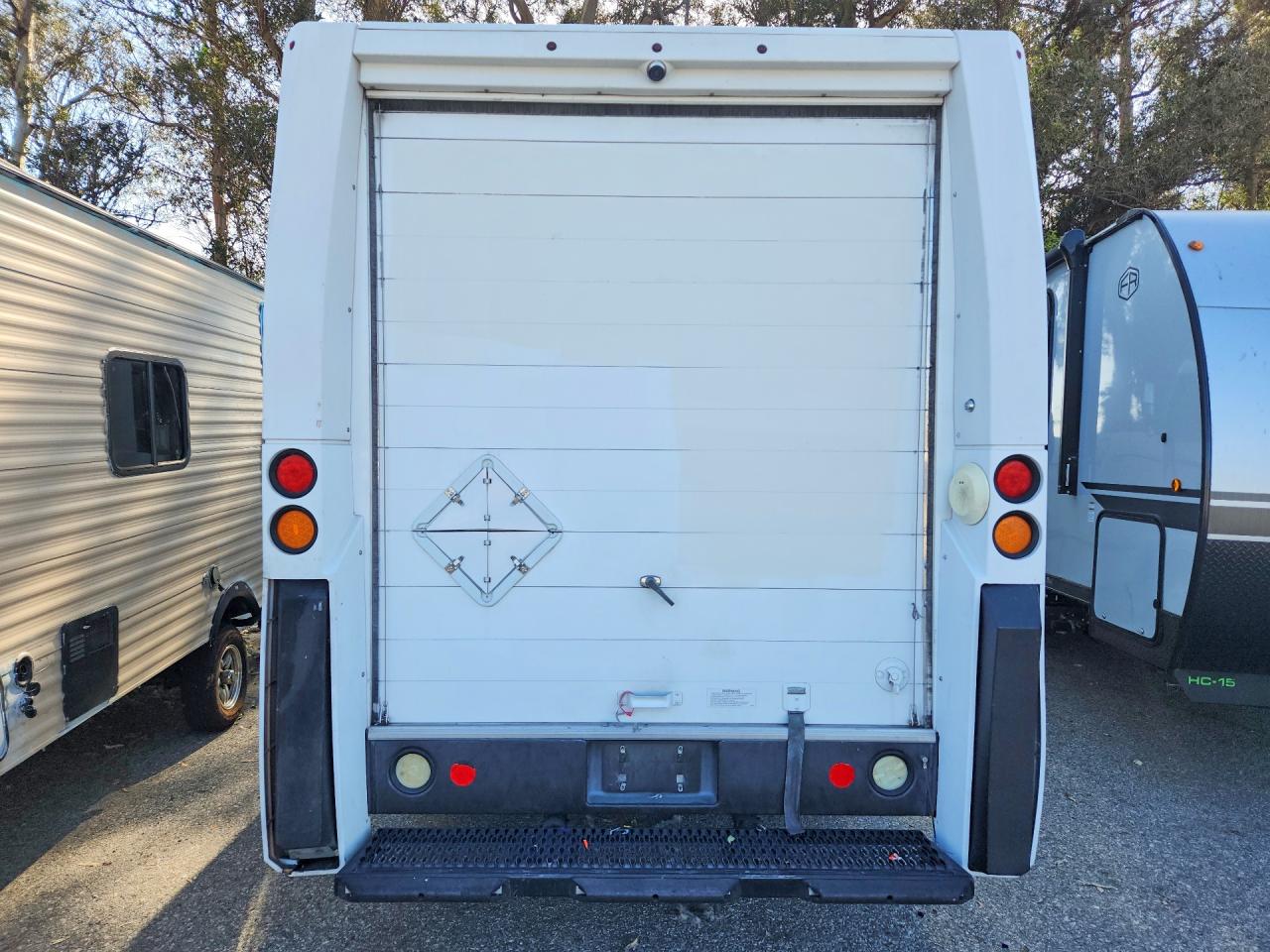 2016 ISUZU NPR