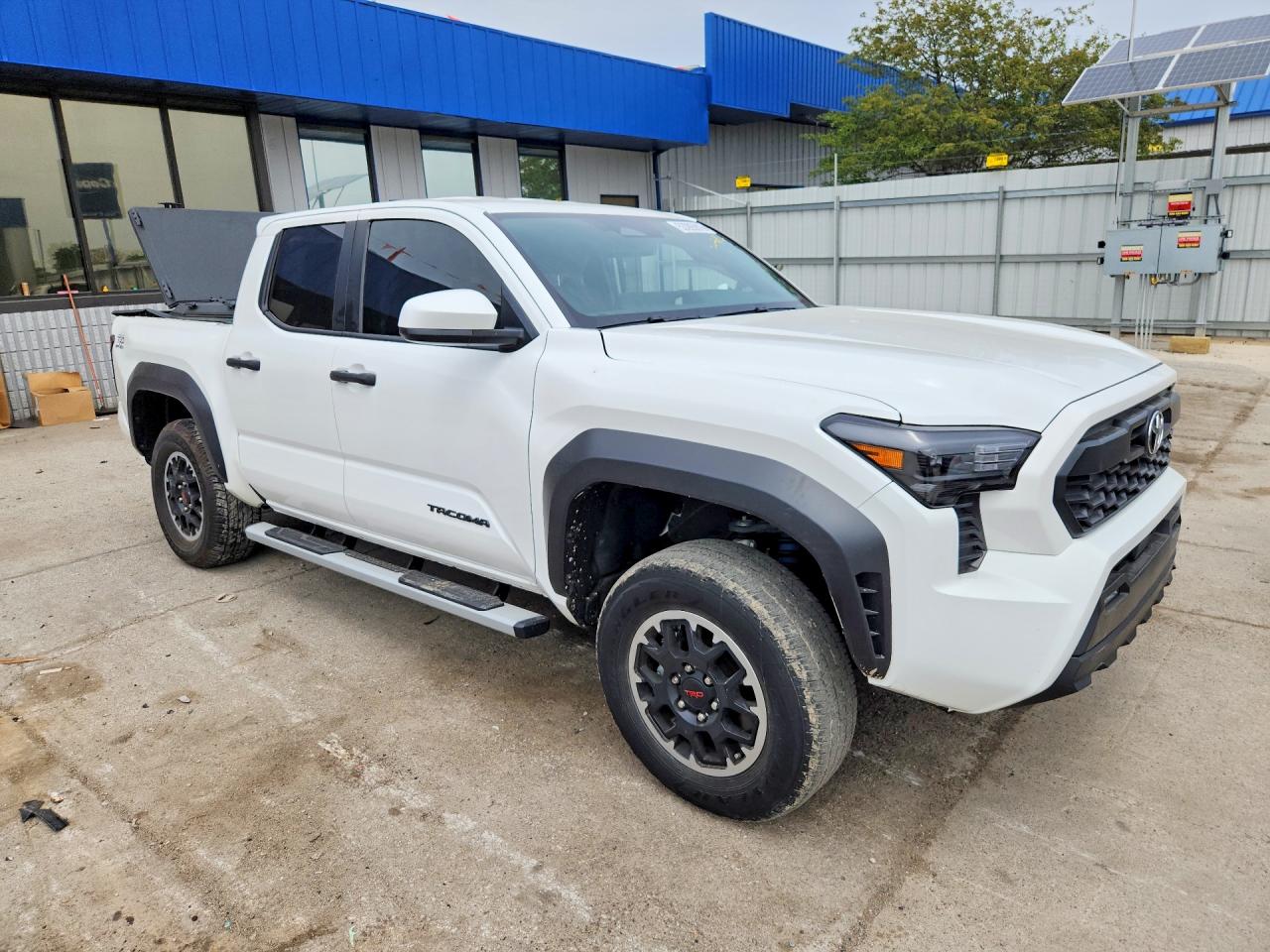 2025 TOYOTA TACOMA