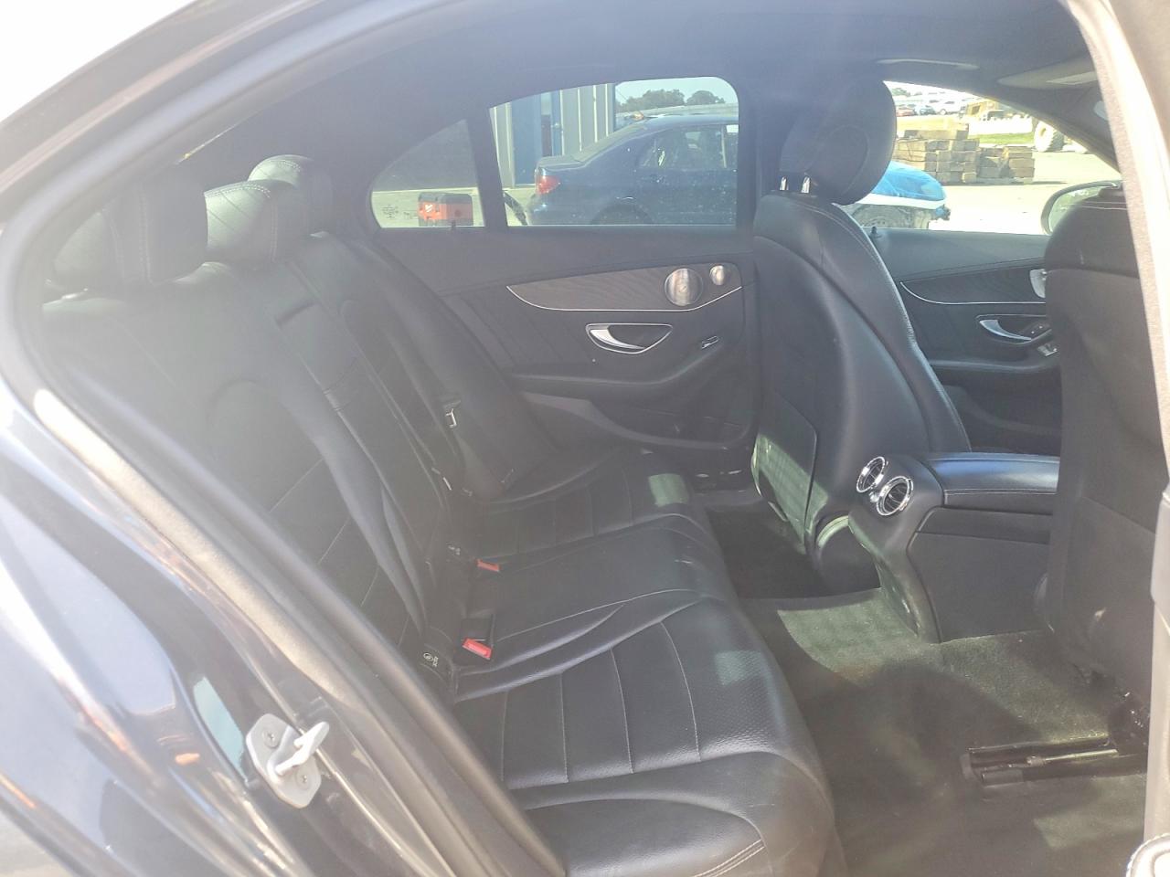 2016 MERCEDES-BENZ C-CLASS
