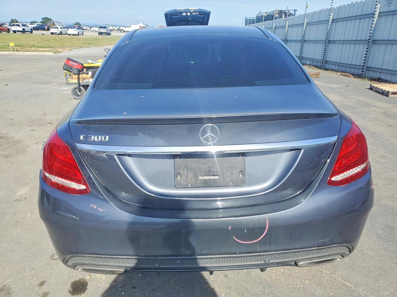 2016 MERCEDES-BENZ C-CLASS