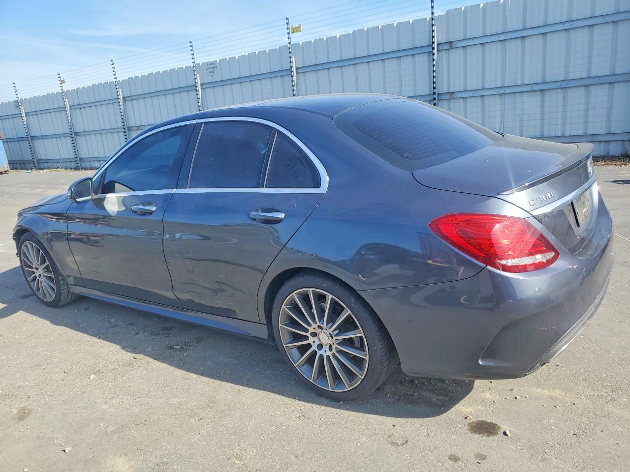 2016 MERCEDES-BENZ C-CLASS