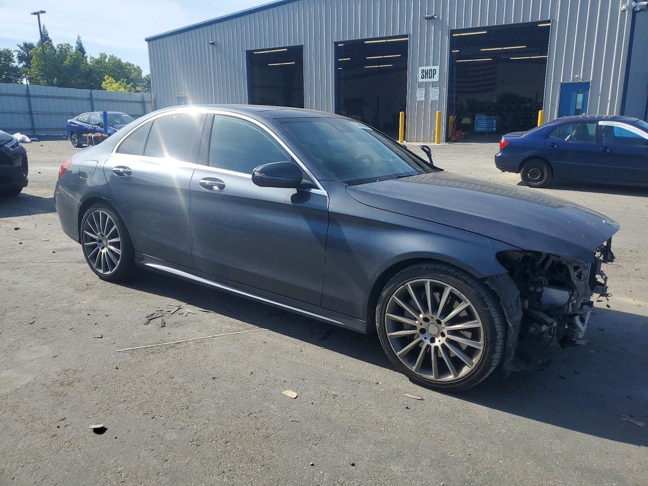 2016 MERCEDES-BENZ C-CLASS