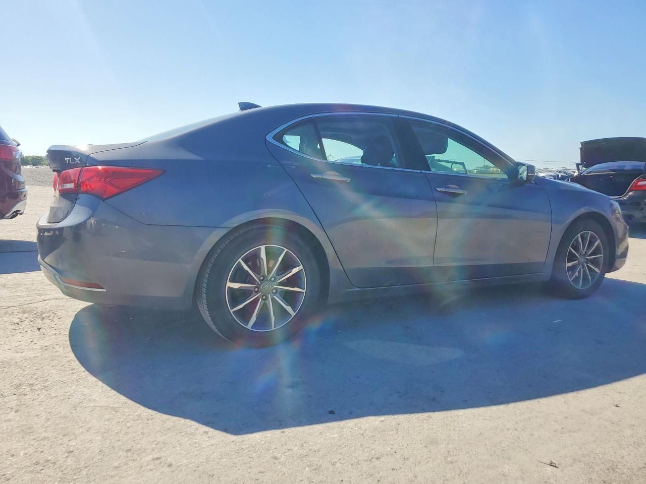 2018 ACURA TLX
