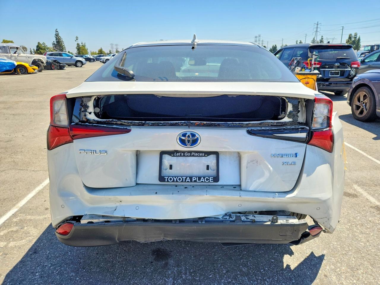 2019 TOYOTA PRIUS