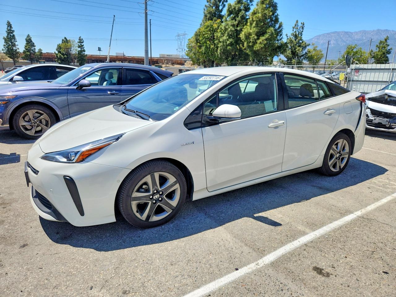 2019 TOYOTA PRIUS