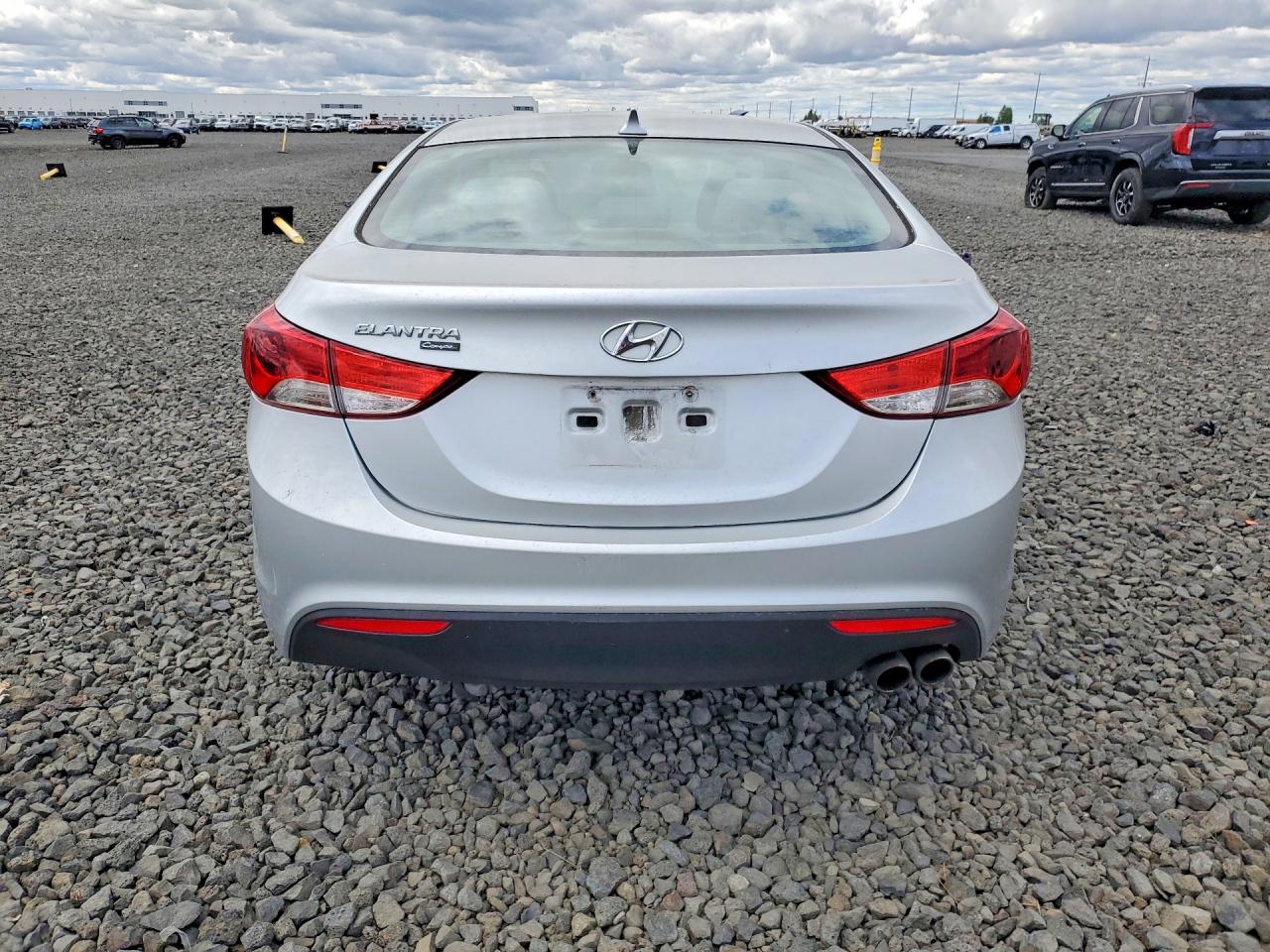 2013 HYUNDAI ELANTRA