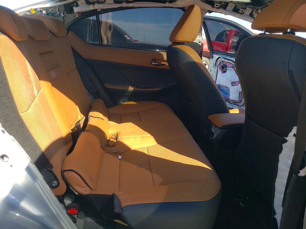 2024 LEXUS IS