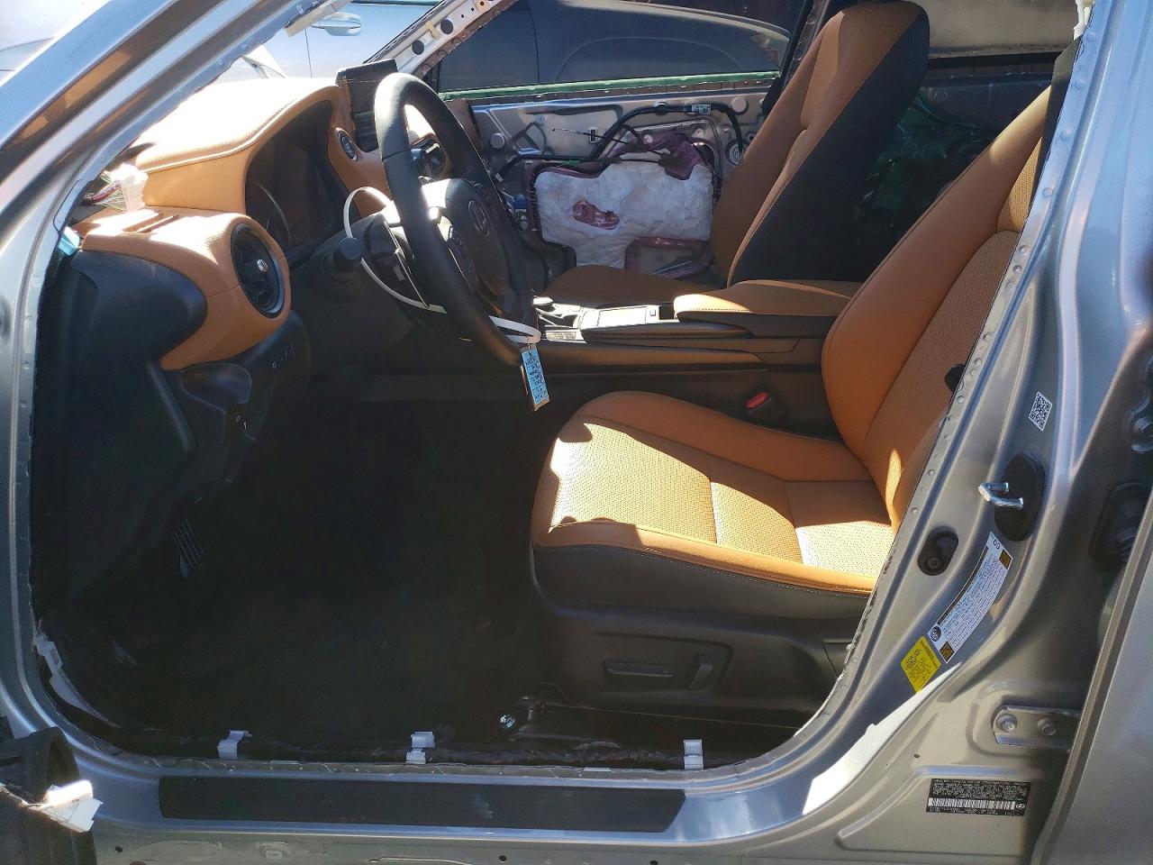 2024 LEXUS IS