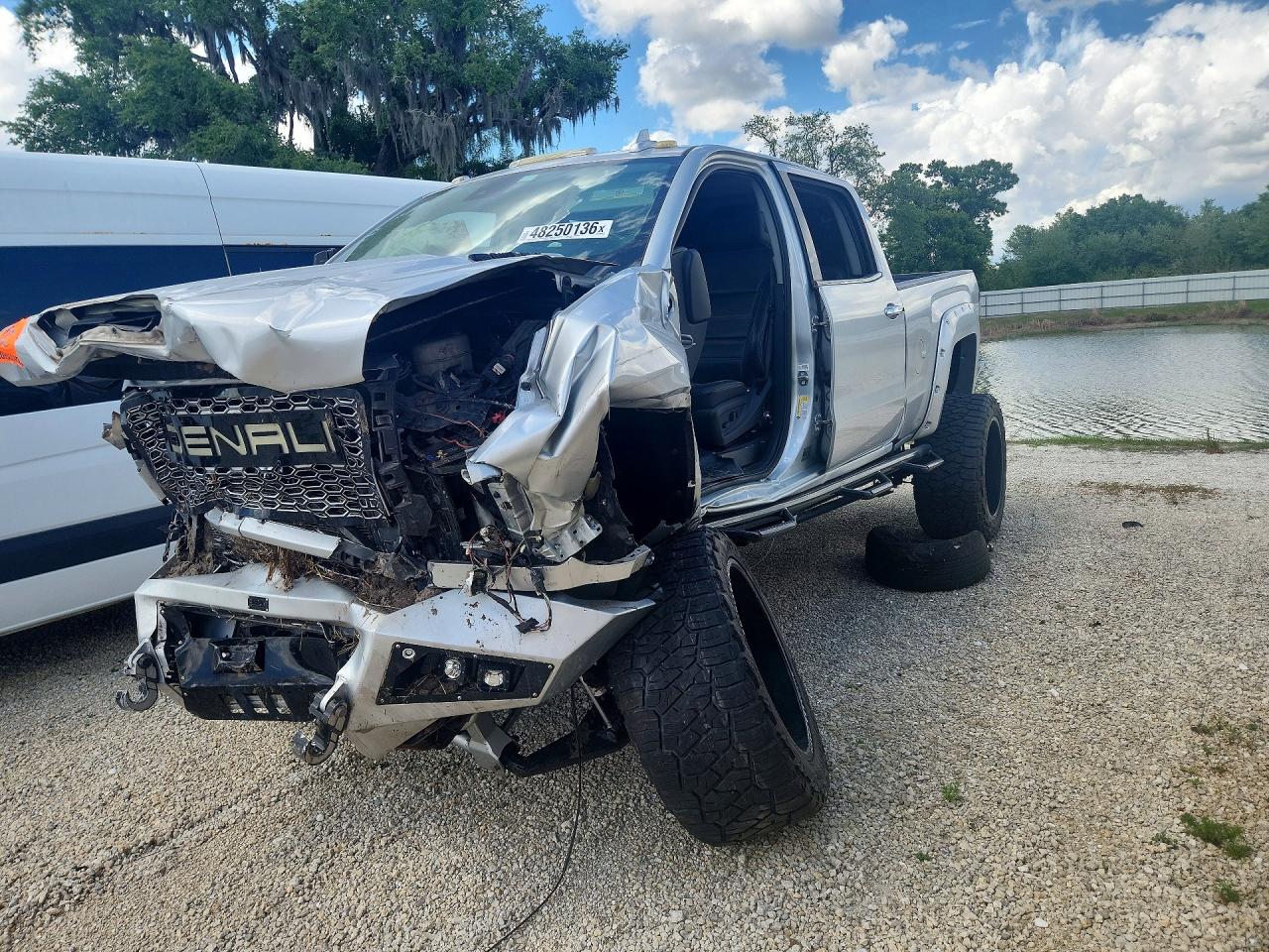 2018 GMC SIERRA