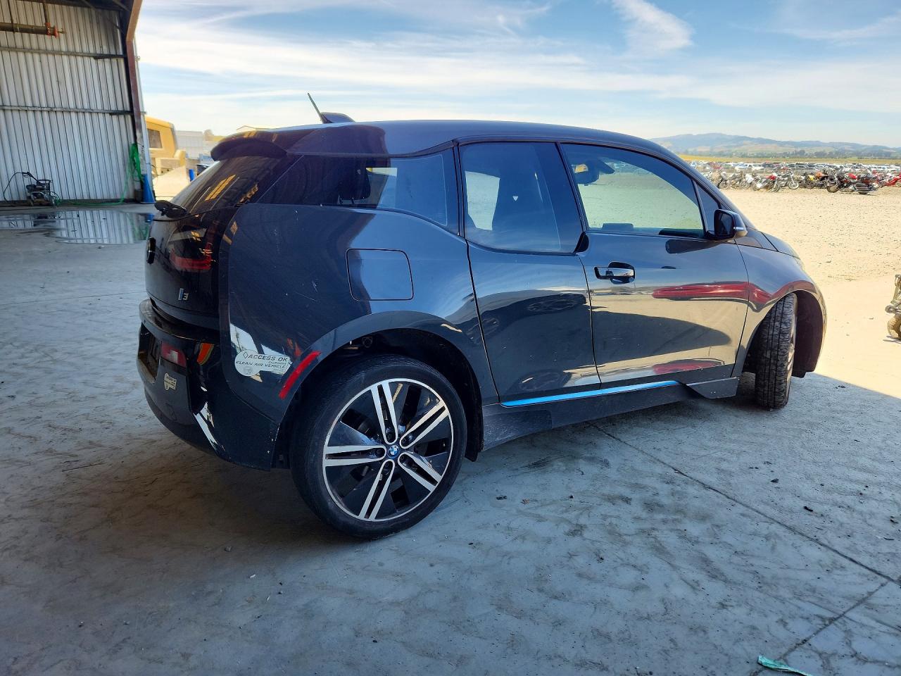 2015 BMW I SERIES