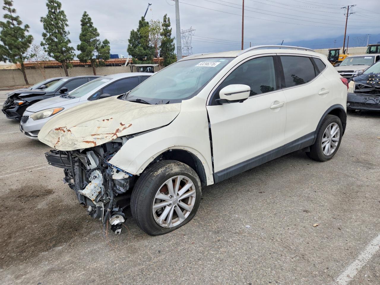 2017 NISSAN ROGUE