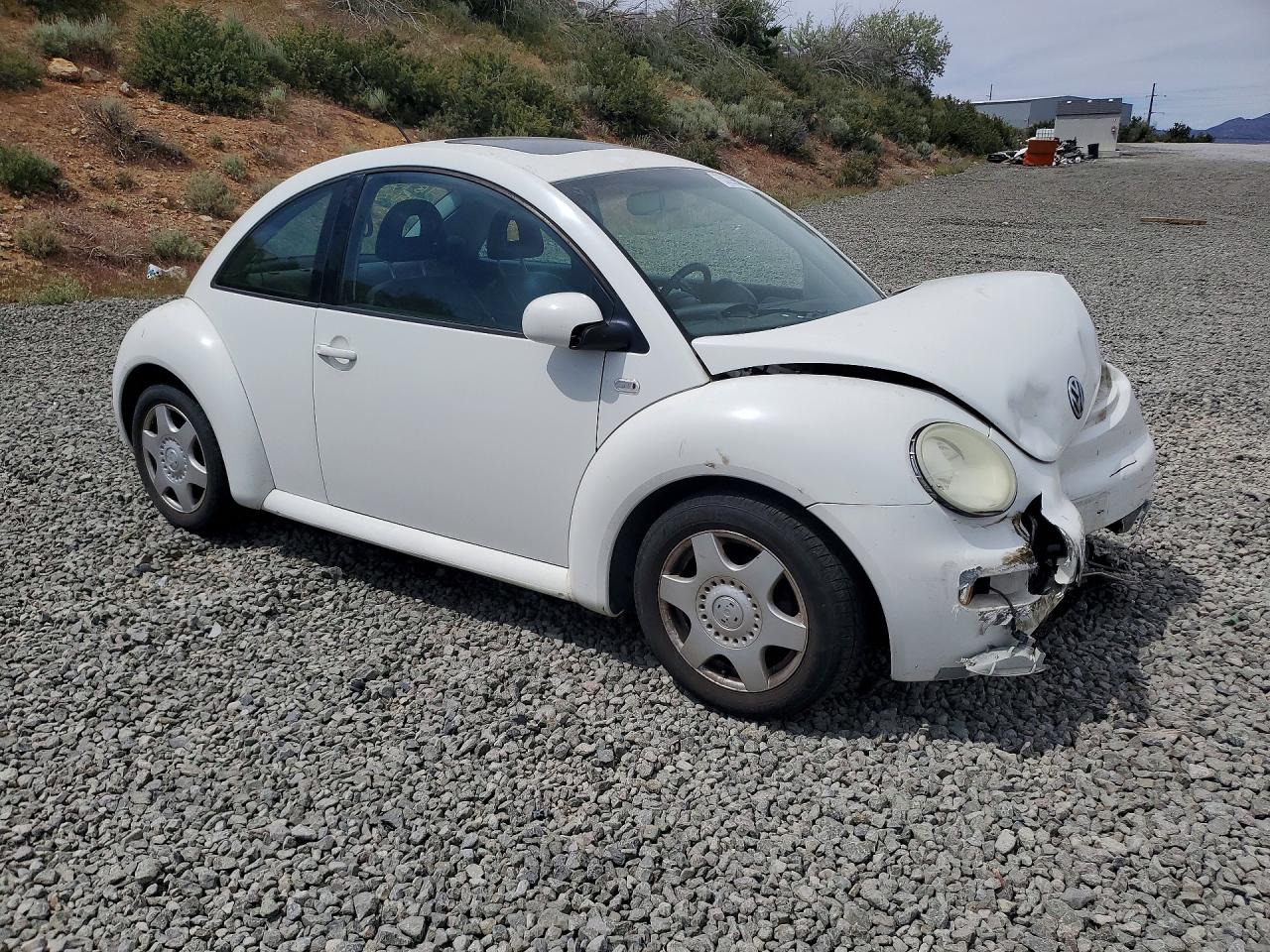 2001 VOLKSWAGEN BEETLE