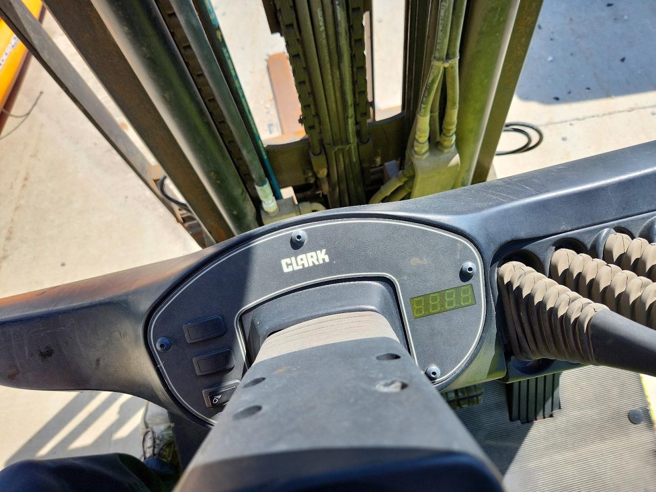 1999 CLARK FORKLIFT FORKLIFT
